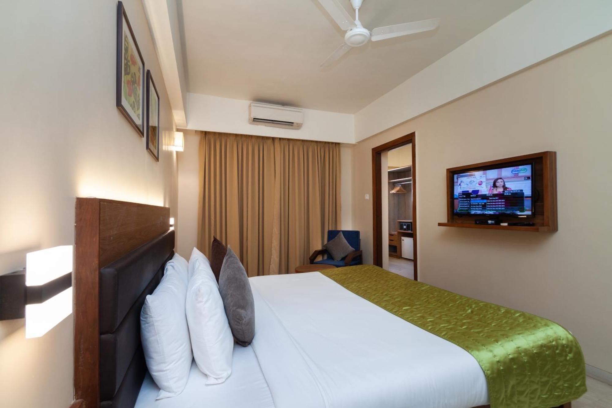 Somy Plaza Calangute Goa - Formerly Somy Resort Exteriör bild