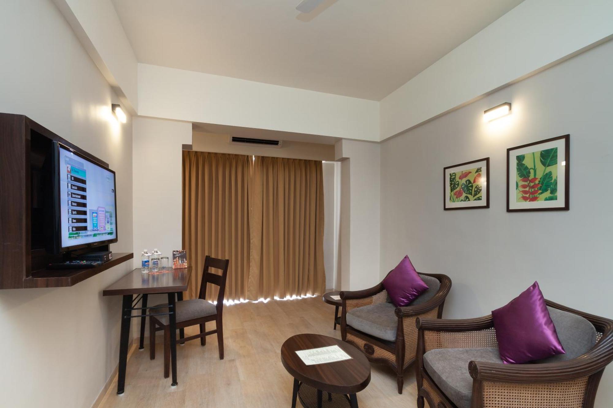 Somy Plaza Calangute Goa - Formerly Somy Resort Exteriör bild